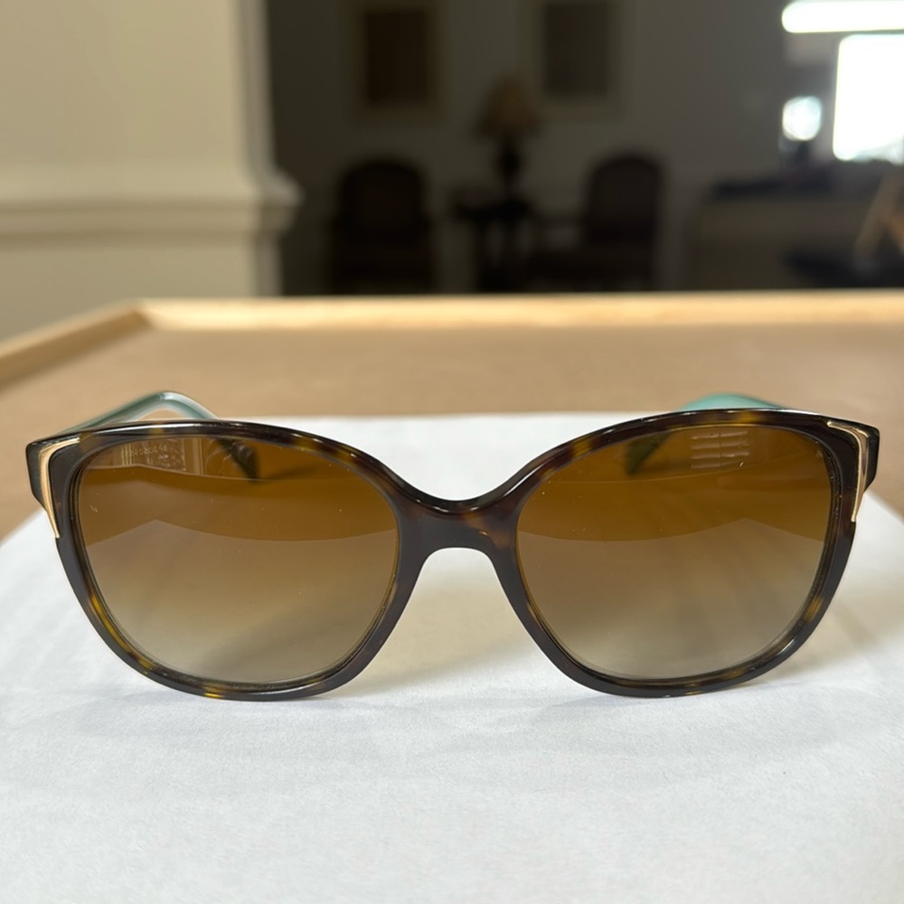 Prada SPR01O sunglasses